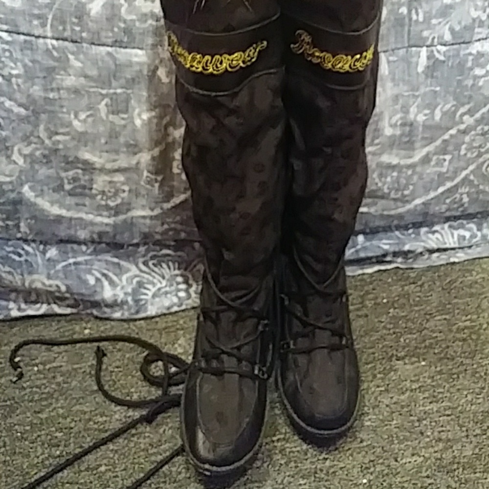 Roccawear wedge boots